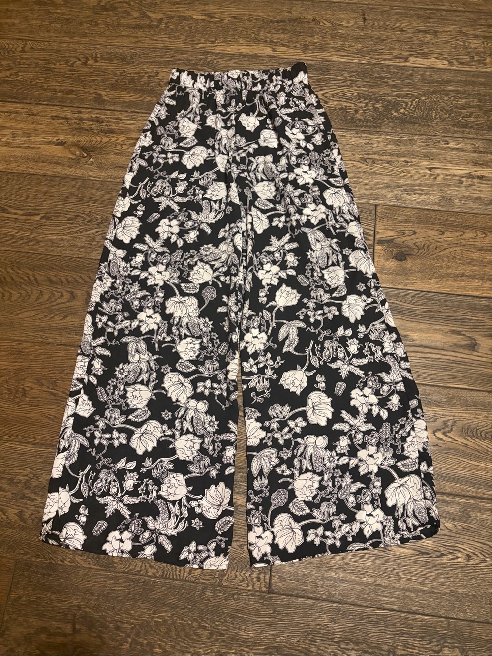 FAVLUX Black & White Floral Wide-Leg Pants
